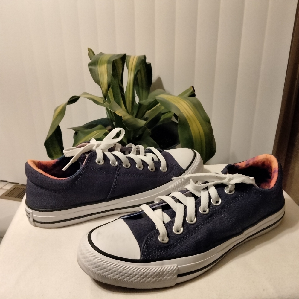 Purple womens Converse - Picture 5 of 5